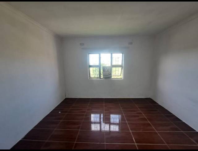3 BEDROOM HOUSE FOR SALE IN CRAIGIEBURN